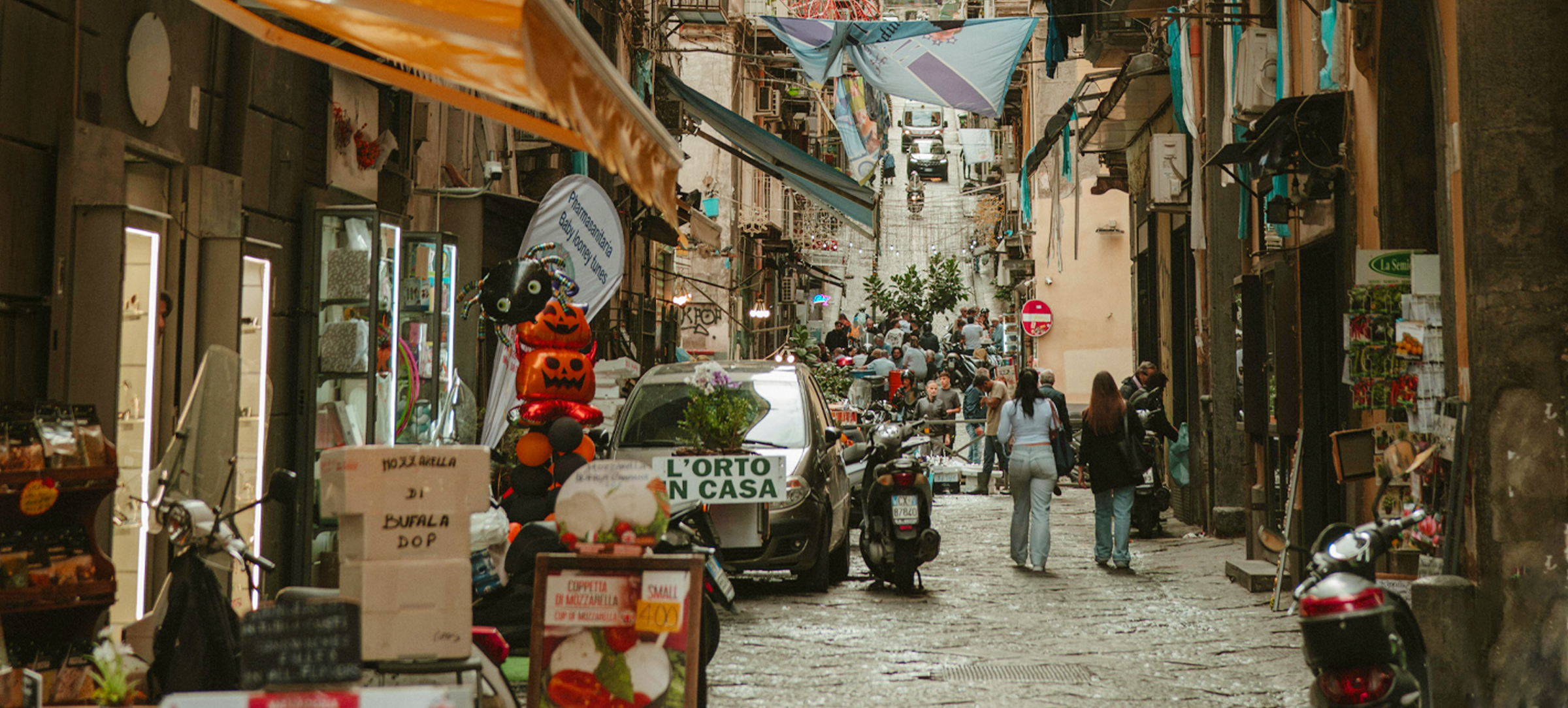 Fare la spesa a Napoli: tra supermercato e filiera locale